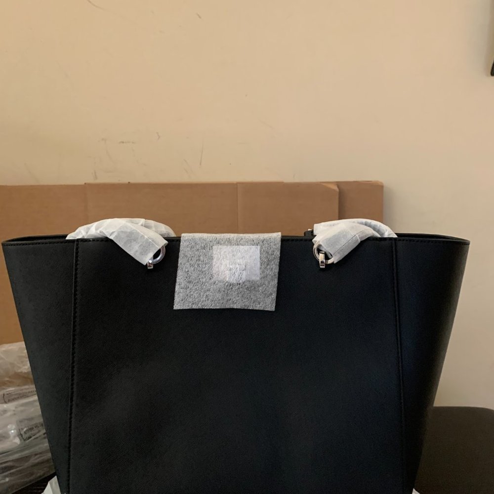 Michael Kors black leather Top Zip Tote NWT PRICE FIRM